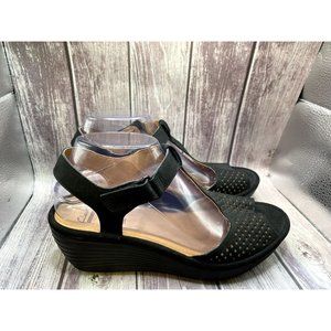Clarks Collection Reedly Waylin Black Wedge Sandal 8.5